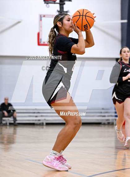 Thumbnail 3 in Sebastian River vs. Palm Harbor University (Tampa Bay Christmas Invitational) photogallery.