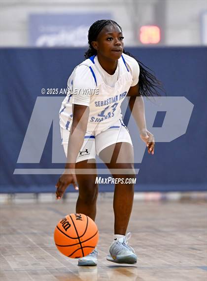 Thumbnail 1 in Sebastian River vs. Palm Harbor University (Tampa Bay Christmas Invitational) photogallery.