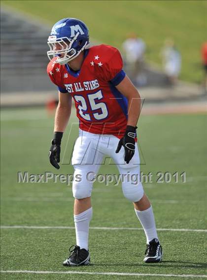 Thumbnail 2 in Michigan HS Coaches Association All-Star Game photogallery.