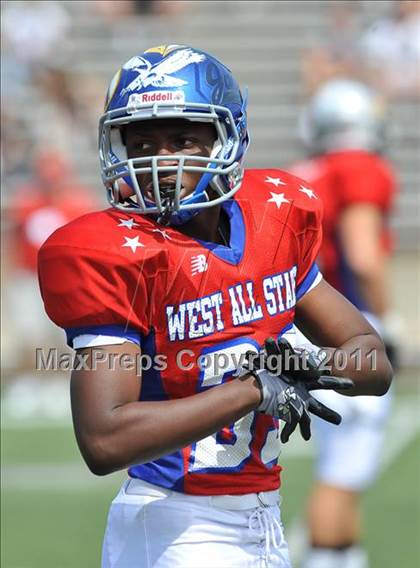 Thumbnail 1 in Michigan HS Coaches Association All-Star Game photogallery.