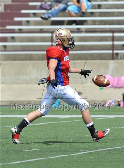 Thumbnail 2 in Michigan HS Coaches Association All-Star Game photogallery.