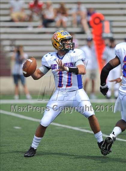 Thumbnail 2 in Michigan HS Coaches Association All-Star Game photogallery.