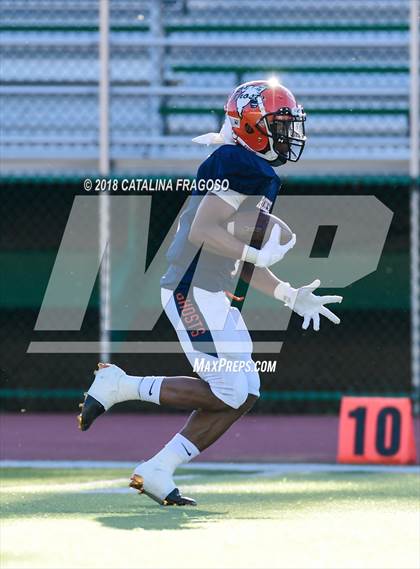 Thumbnail 1 in Paul Robeson All-Star Classic (East vs. West) photogallery.