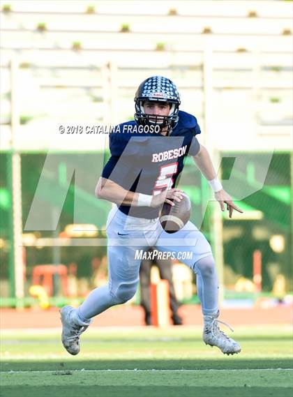 Thumbnail 3 in Paul Robeson All-Star Classic (East vs. West) photogallery.