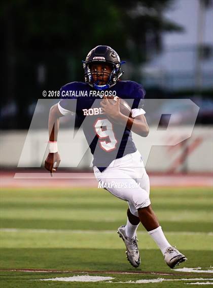 Thumbnail 1 in Paul Robeson All-Star Classic (East vs. West) photogallery.