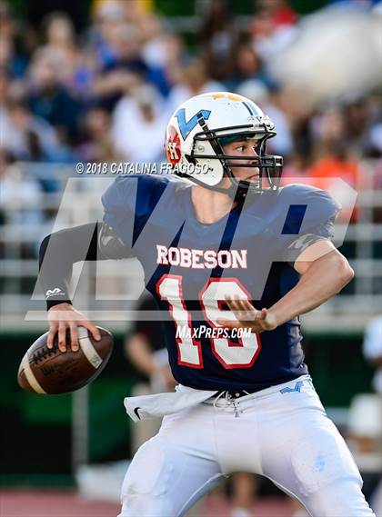 Thumbnail 3 in Paul Robeson All-Star Classic (East vs. West) photogallery.