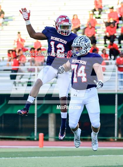Thumbnail 3 in Paul Robeson All-Star Classic (East vs. West) photogallery.