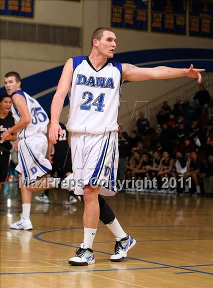 Thumbnail 3 in Dana Hills vs. Huntington Beach (OC North/South Challenge) photogallery.