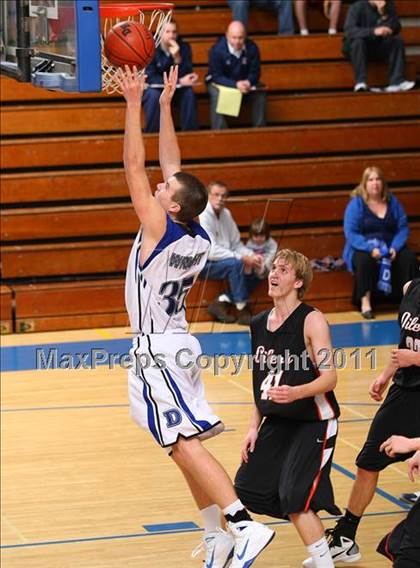 Thumbnail 1 in Dana Hills vs. Huntington Beach (OC North/South Challenge) photogallery.