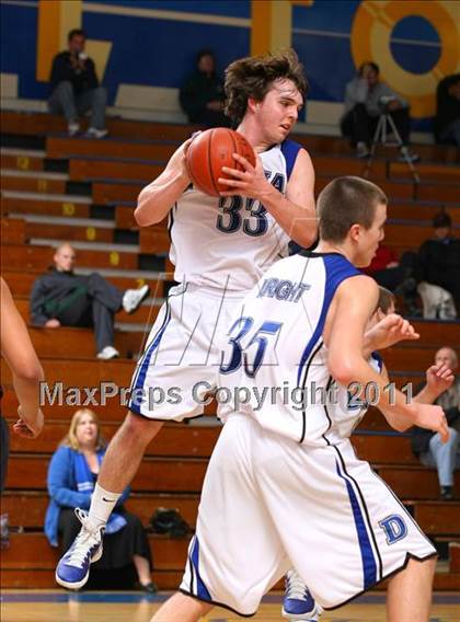 Thumbnail 2 in Dana Hills vs. Huntington Beach (OC North/South Challenge) photogallery.