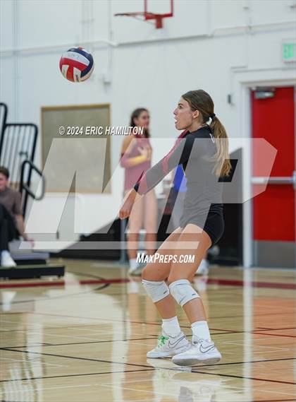 Thumbnail 3 in Oaks Christian vs Millikan (Tae Kim Lakewood/Molten Classic) photogallery.