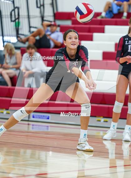 Thumbnail 3 in Oaks Christian vs Millikan (Tae Kim Lakewood/Molten Classic) photogallery.