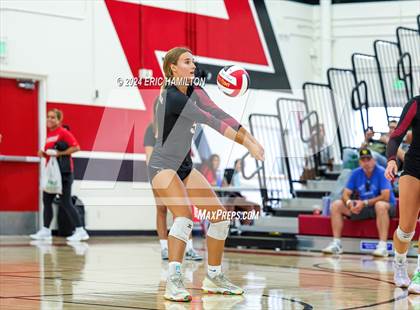 Thumbnail 1 in Oaks Christian vs Millikan (Tae Kim Lakewood/Molten Classic) photogallery.