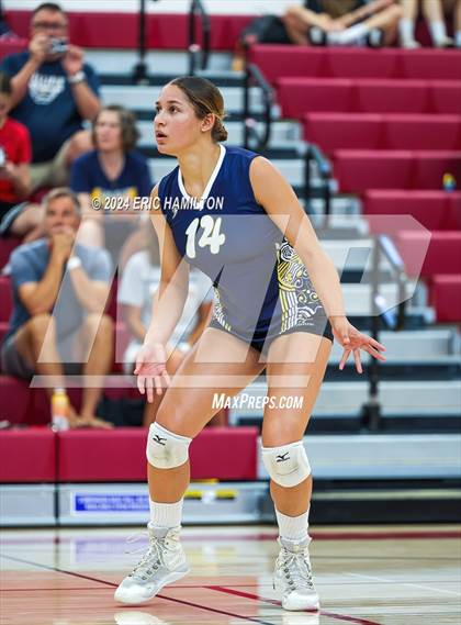 Thumbnail 3 in Oaks Christian vs Millikan (Tae Kim Lakewood/Molten Classic) photogallery.