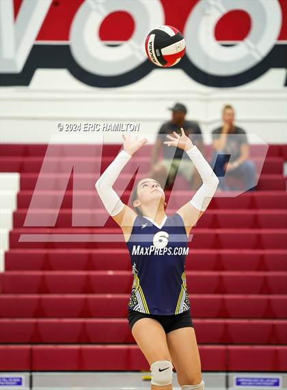 Thumbnail 3 in Oaks Christian vs Millikan (Tae Kim Lakewood/Molten Classic) photogallery.