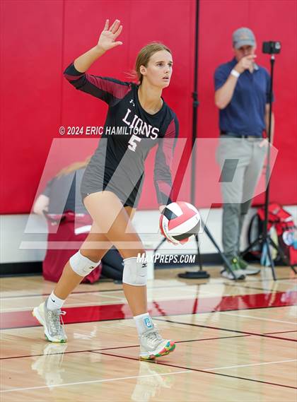 Thumbnail 3 in Oaks Christian vs Millikan (Tae Kim Lakewood/Molten Classic) photogallery.