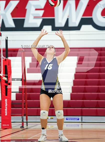 Thumbnail 1 in Oaks Christian vs Millikan (Tae Kim Lakewood/Molten Classic) photogallery.