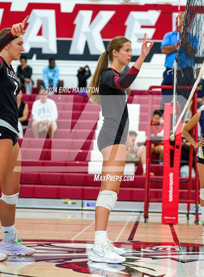 Thumbnail 3 in Oaks Christian vs Millikan (Tae Kim Lakewood/Molten Classic) photogallery.