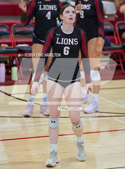 Thumbnail 1 in Oaks Christian vs Millikan (Tae Kim Lakewood/Molten Classic) photogallery.