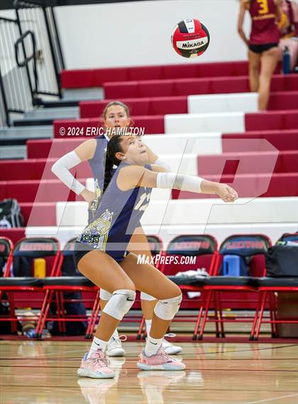 Thumbnail 1 in Oaks Christian vs Millikan (Tae Kim Lakewood/Molten Classic) photogallery.