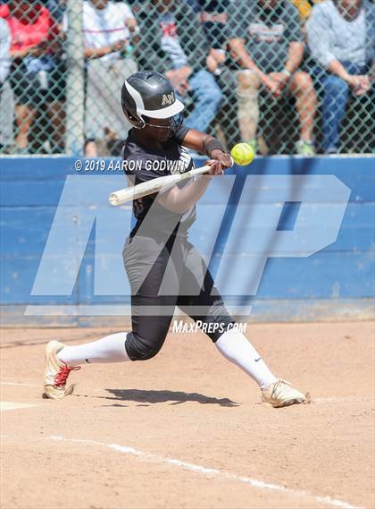 Thumbnail 1 in Saint Francis vs. Archbishop Mitty (CIF CCS Open Division Final) photogallery.