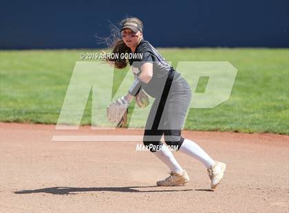 Thumbnail 1 in Saint Francis vs. Archbishop Mitty (CIF CCS Open Division Final) photogallery.