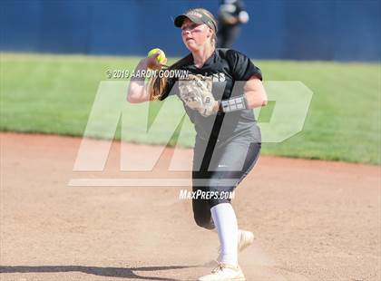 Thumbnail 1 in Saint Francis vs. Archbishop Mitty (CIF CCS Open Division Final) photogallery.