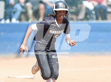 Thumbnail 1 in Saint Francis vs. Archbishop Mitty (CIF CCS Open Division Final) photogallery.