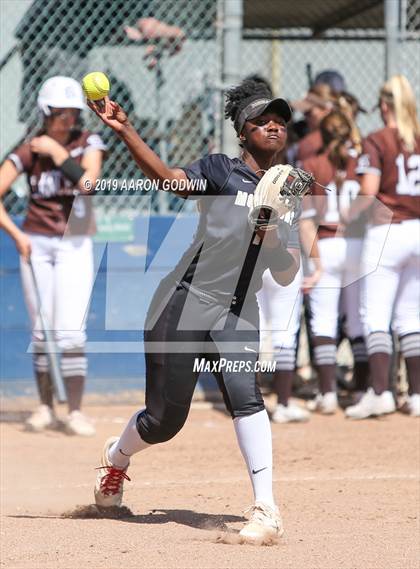 Thumbnail 3 in Saint Francis vs. Archbishop Mitty (CIF CCS Open Division Final) photogallery.