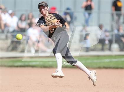 Thumbnail 2 in Saint Francis vs. Archbishop Mitty (CIF CCS Open Division Final) photogallery.