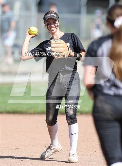 Thumbnail 3 in Saint Francis vs. Archbishop Mitty (CIF CCS Open Division Final) photogallery.