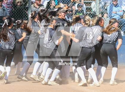 Thumbnail 1 in Saint Francis vs. Archbishop Mitty (CIF CCS Open Division Final) photogallery.