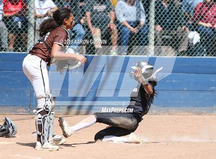 Thumbnail 3 in Saint Francis vs. Archbishop Mitty (CIF CCS Open Division Final) photogallery.