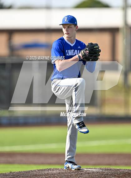 Thumbnail 2 in Lindale vs. Hallsville (Reich Builders Classic) photogallery.