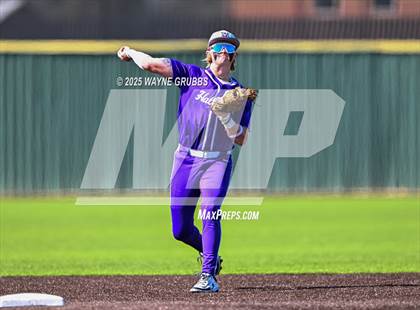 Thumbnail 1 in Lindale vs. Hallsville (Reich Builders Classic) photogallery.