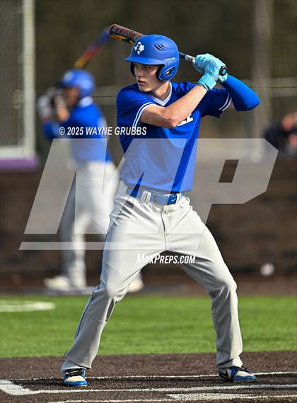 Thumbnail 3 in Lindale vs. Hallsville (Reich Builders Classic) photogallery.
