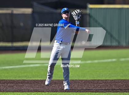 Thumbnail 3 in Lindale vs. Hallsville (Reich Builders Classic) photogallery.