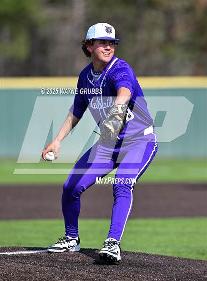 Thumbnail 1 in Lindale vs. Hallsville (Reich Builders Classic) photogallery.