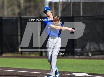 Thumbnail 3 in Lindale vs. Hallsville (Reich Builders Classic) photogallery.