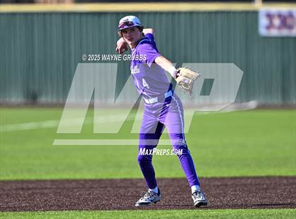 Thumbnail 1 in Lindale vs. Hallsville (Reich Builders Classic) photogallery.