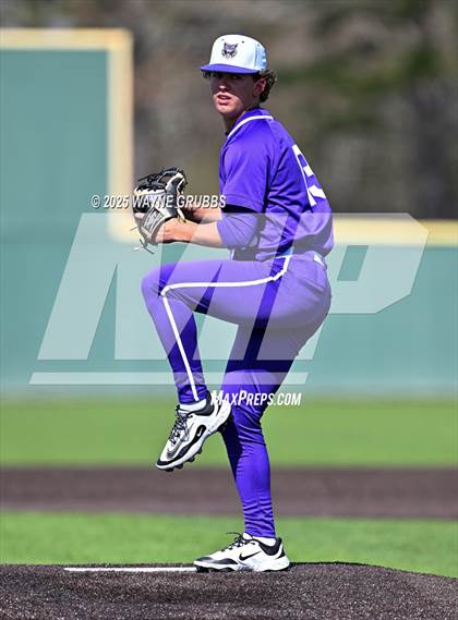 Thumbnail 2 in Lindale vs. Hallsville (Reich Builders Classic) photogallery.