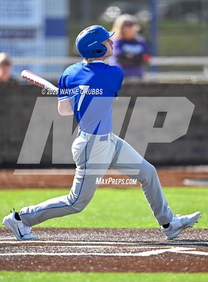 Thumbnail 1 in Lindale vs. Hallsville (Reich Builders Classic) photogallery.