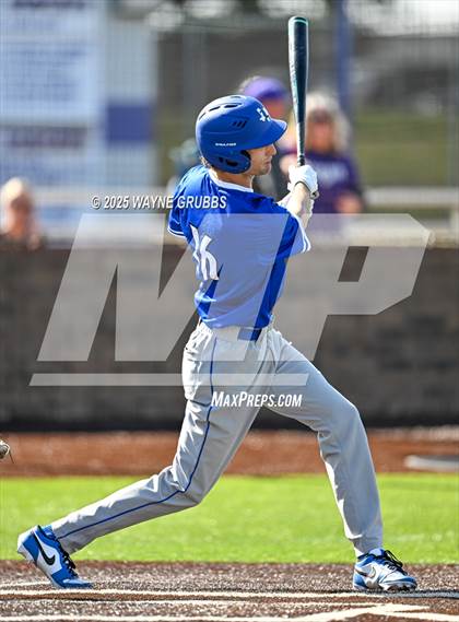 Thumbnail 2 in Lindale vs. Hallsville (Reich Builders Classic) photogallery.