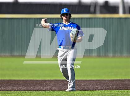 Thumbnail 1 in Lindale vs. Hallsville (Reich Builders Classic) photogallery.
