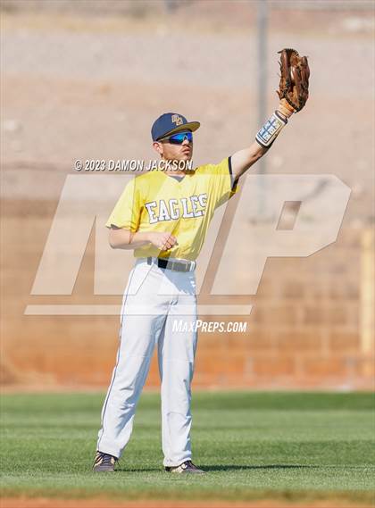 Thumbnail 3 in Boulder City vs Virgin Valley (NIAA 3A Southern Winners Semifinal) photogallery.