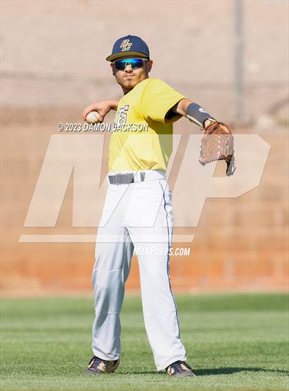 Thumbnail 1 in Boulder City vs Virgin Valley (NIAA 3A Southern Winners Semifinal) photogallery.