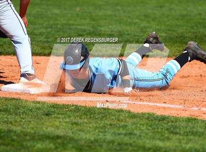 Thumbnail 2 in Dakota Ridge vs Mountain Range (CHSAA 5A Region Playoff) photogallery.
