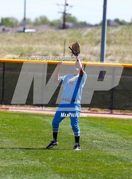 Thumbnail 2 in Dakota Ridge vs Mountain Range (CHSAA 5A Region Playoff) photogallery.