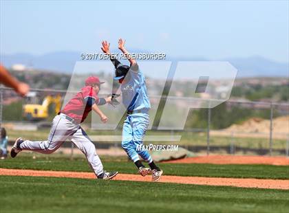 Thumbnail 1 in Dakota Ridge vs Mountain Range (CHSAA 5A Region Playoff) photogallery.