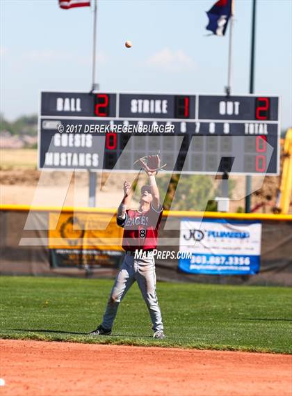 Thumbnail 1 in Dakota Ridge vs Mountain Range (CHSAA 5A Region Playoff) photogallery.